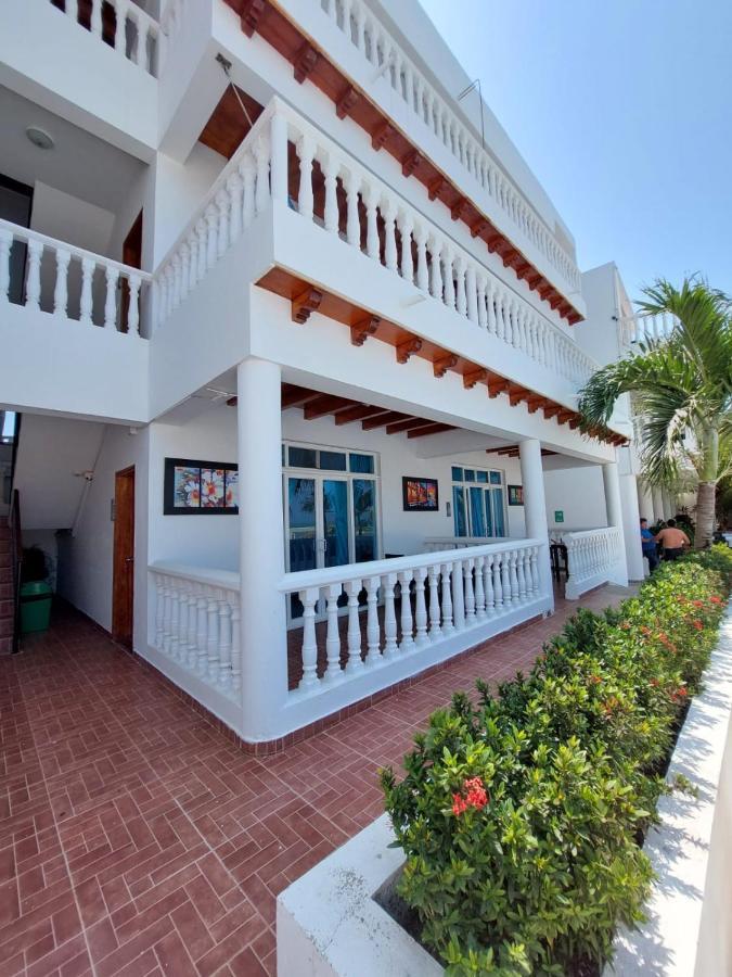 Hotel 3 Banderas Manzanillo Del Mar Cartagena Exterior foto